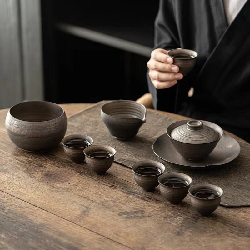 CHAYIN Handmade Rust Coloured Glaze Ceramic Tea Set Gaiwan Teapot and Tea Cups Set Vintage Style