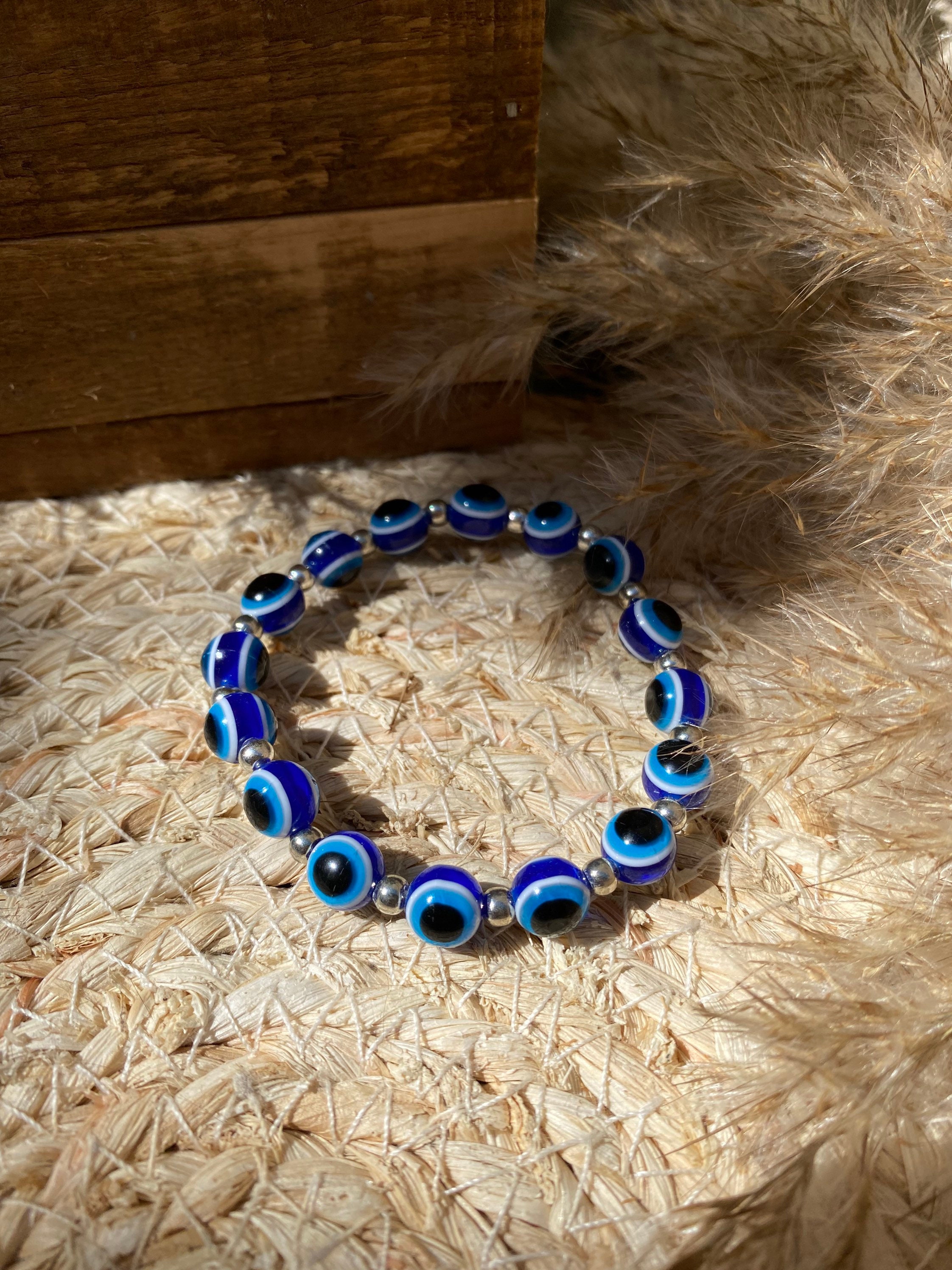 Ichrak-jewelry - Cordon Bracelet oeil grec . 4 boules en or 18carats.  Cordon toutes les couleurs. Prix : 259dhs سوار حبل عين يونانية. 4 كور ذهب.  @ichrakjewel #ichrakjewel #bracelet #bracelets #cordon #summer #سوار # ذهب
