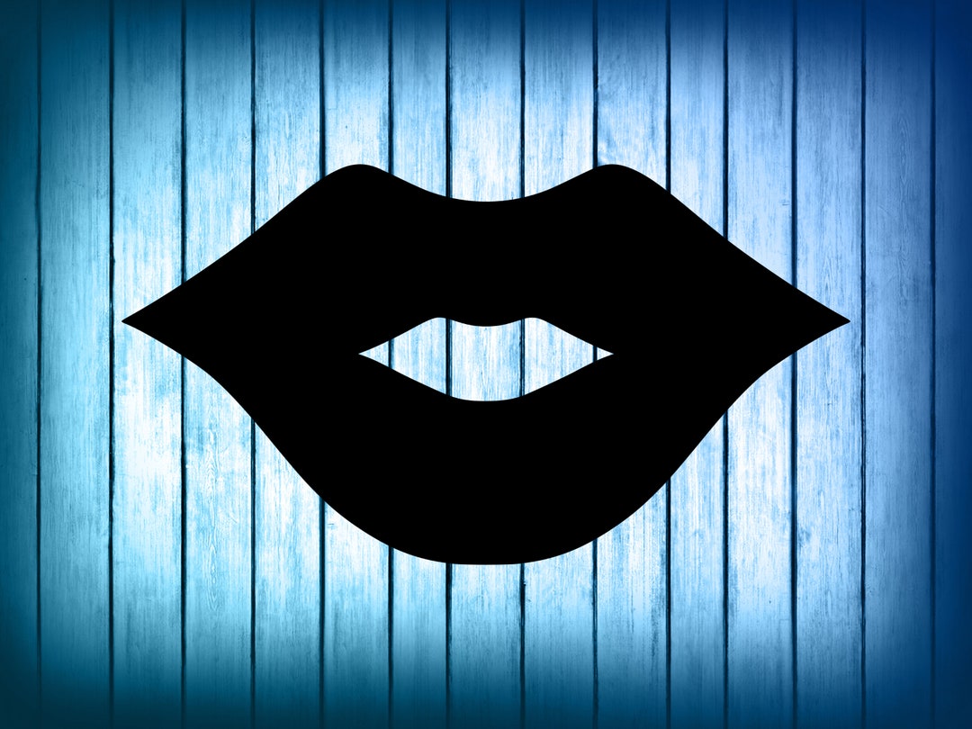 Lips Metal Wall Art Kiss Metal Decor Beauty Decor Wall Etsy