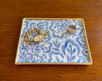 Chinoiserie Blue and White Decorative Tray - jewelry dish - Beautiful Gift