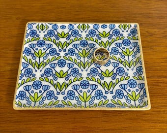 Chinoiserie Blue and White Trinket Dish - 6.75" x 5.25" - Jewelry Tray