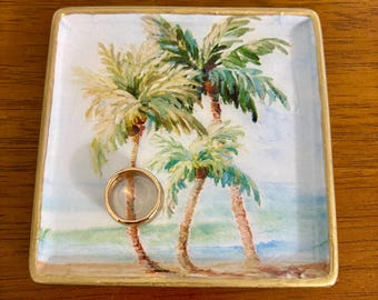 Palm Tree Jewelry dish - Coastal Trinket Dish- Ring Dish - Beautiful Gift idea!