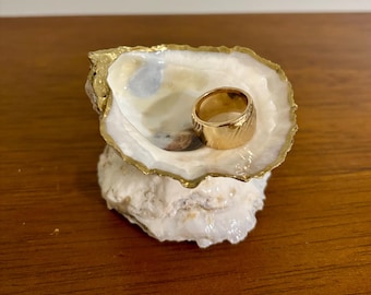 Pedestal Oyster Ring Dish - Trinket dish -  Beautiful Coastal Gift!