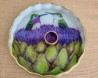 Chinoiserie Hummingbirds - Fluted Jewelry dish - Decorative Dish - Cute Gift!