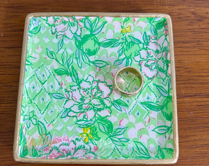 Lilly Pulitzer Floral Trinket dish - Jewelry Dish- Ring Dish - Beautiful Gift idea!