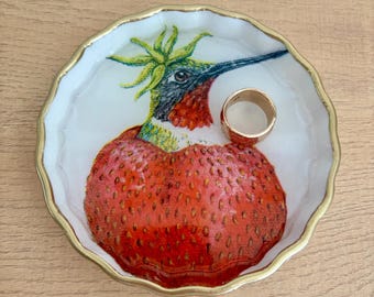Chinoiserie Hummingbird - Fluted Jewelry dish - Decorative Dish - Cute Gift!