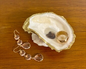 Pedestal Oyster Ring Dish - Trinket dish -  Beautiful Coastal Gift!