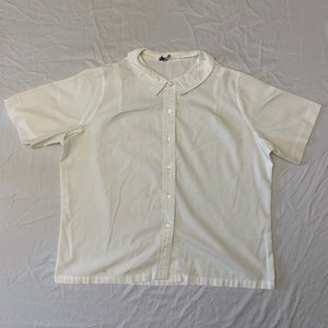 Vintage 1960s Thrashed White Short Sleeve Blouse