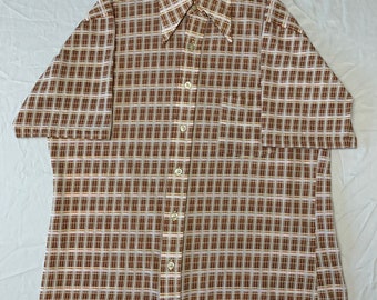Vintage 1970s JCPenney Crazy Pattern Short Sleeve Button Up Shirt