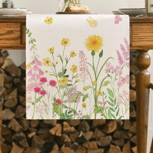 Spring Table Runner - Easter Table Runner - Floral - Spring Home Decor - Handmade Table Runner - Table Runner - Spring Decor - Gift for Her