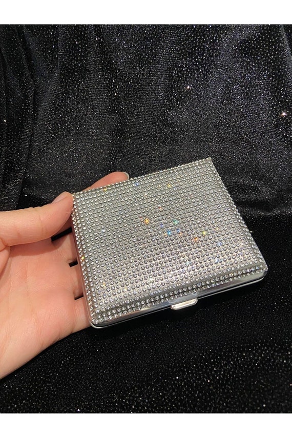 Portasigarette Donna In Metallo Rosa Con Finiture In Pelle - Elegante E Compatto, Contiene Fino A 14 Sigarette - Foto 3