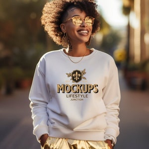 Witte sweater mockup Sweatshirt model mockup eenvoudige mock-up witte Gildan-mockups met ronde hals voor dames