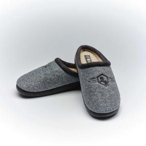 Eco-Friendly Men&#39;s Slippers: Recycled, Ultra Comfortable, Soft, Perfect for Indoors & Outdoors   &quot;I WUZZA Bottle Now Comfy Slippers