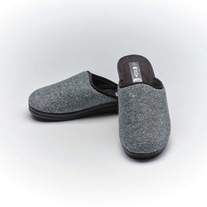 Eco-Friendly Men&#39;s Slippers: Recycled, Ultra Comfortable, Soft, Perfect for Indoors & Outdoors   &quot;I WUZZA Bottle Now Comfy Slippers
