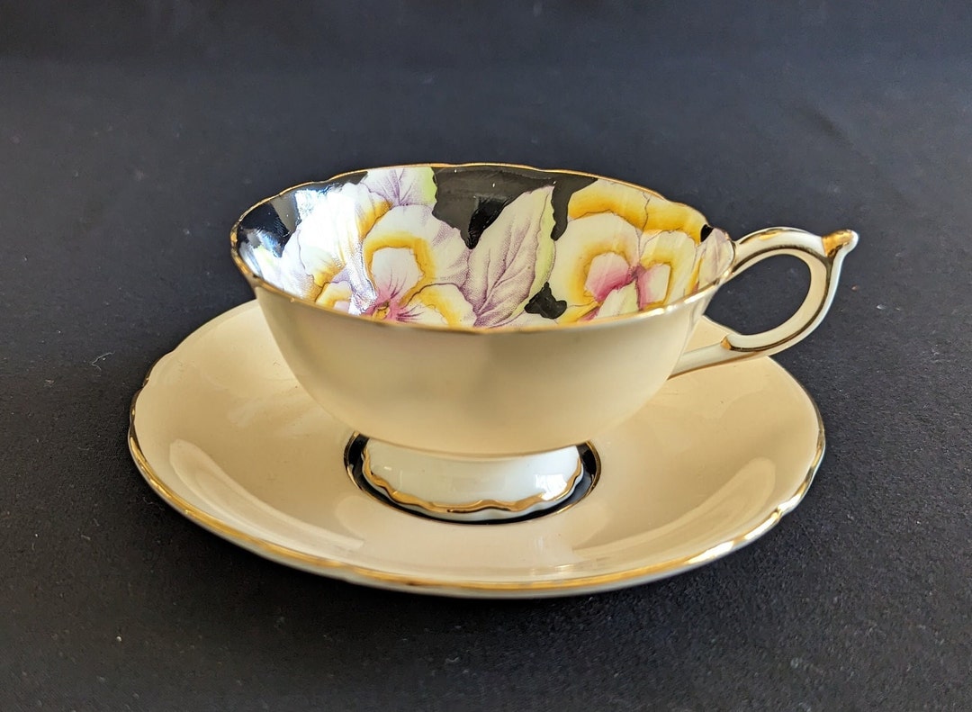 Vintage Paragon Teacup, Art Deco Teacup, Paragon Pansies, Paragon Hand