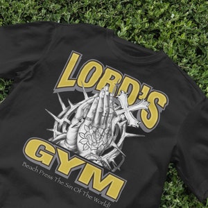 Lord&#39;s Gym T-Shirt, Lift Weights, Not Souls, Retro Graphic Tee, Faith-Fueled Fitness, Perfect Unique Gift for Christian Gym Lovers