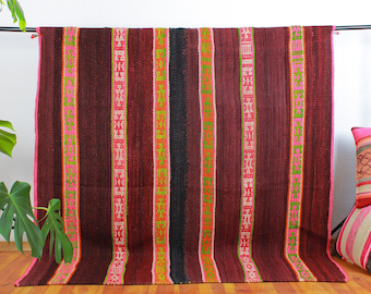 Tapis 140x155 tissé à la main du Pérou lourde couverture Frazada en laine vierge traditionnelle faite à la main Cusco ethnique boho couleur vin rouge