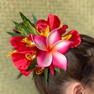 Hawaiian Hair Clip Tahitian Adornment Aparima Ahuroa Statement Piece Plumeria and Royal Polynesian Hibiscus Tropical Artificial Ti Leaf