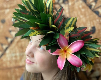 Lei Po'o Premium Hawaiian Flower Crown Romantic Tropical Wedding Graduation Artificial Silk Ti Leaf Designer Foam Flowers and Croton