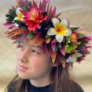 Lei Po'o Ohai Ali’i Premium Hawaiian Flower Crown Stunning Tropical Wedding Graduation Artificial Silk Ti Leaf Plumeria Papale Hat Wrap