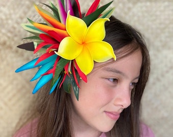 Hawaiian Hair Clip Tahitian Adornment Aparima Ahuroa Statement Piece Plumeria Bird of Paradise Spider Lily Vintage Tropical Elegant Hair Pin