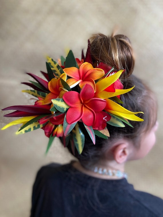 Royal Polynesian Headdress: Frangipani Hula Hair Clip - Etsy display picture 1