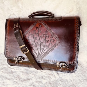 Personalized Leather Briefcase – Handmade Laptop Bag – Custom Engraved Business Satchel - Vintage Style