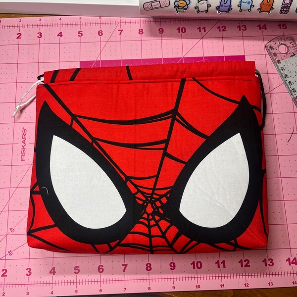 Karactermania Spiderman Poison-Storm Turnbeutel – 47 Cm, Schwarz, Mit Kordelzug & Atmungsaktivem Boden