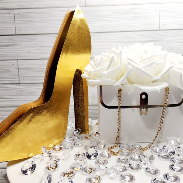 Diner En Blanc Centerpiece (Handbag & Heel)