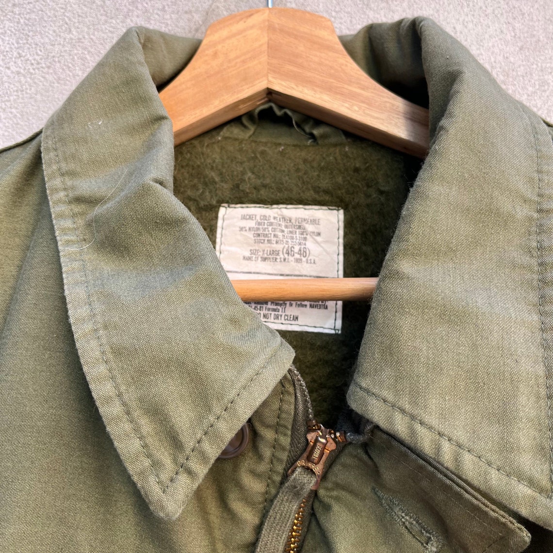 Authentic 1960'S US Navy A-2 Military Deck Jacket, Made in USA, Medium (38-40), Men's Size M, Vintage unclear Khaki type Vintage Second Hand main image 1