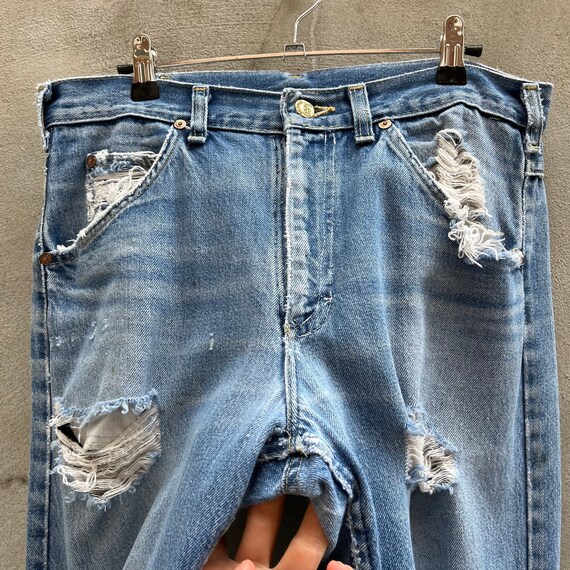 80’s Vintage Lee Riders Ripped Denim Jeans - image 8