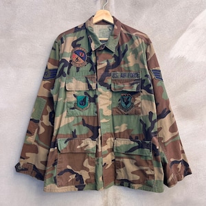 80s Vintage Singapore Military Woodland Camo Combat Jacket 80s Vintage Singapore Military Woodland Camo Combat Jacket