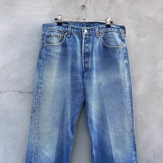 90s Levi's 501 Denim Jeans - image 9