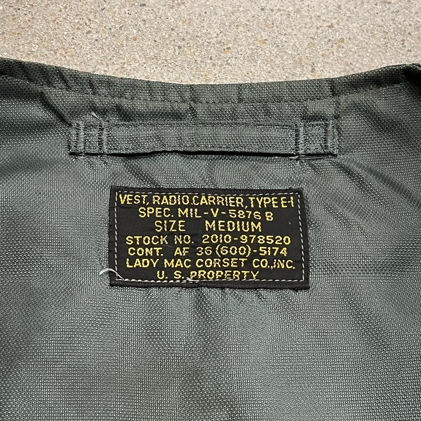 50'S　Vest Radio Carrier Type E-1 il_fullxfull.5948163735_8c6p.jpg