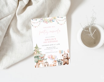 Puede incluir: Una invitación de cumpleaños rosa y blanca con una ilustración de acuarela de animales del bosque, incluyendo un oso, un ciervo, un zorro y un búho. La invitación dice "Calling all party animals" y "Join us to celebrate Emilia's 3rd Birthday".
