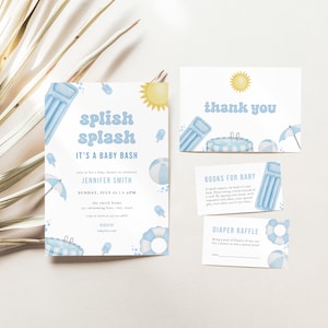 Könnte beinhalten: Eine Babyparty-Einladung in blau-weißer Farbgebung. Die Einladung zeigt eine Sonne, Pool-Schwimmreifen, Eis am Stiel und den Text "Splish Splash It's a Baby Bash".