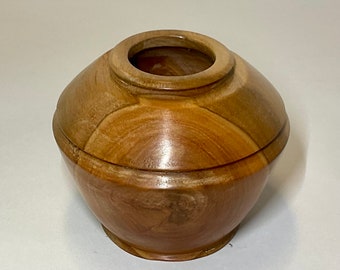 Beautiful Hawaiian Koa Hollow Form/Vase made in Hawaii