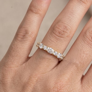 1 Ct Oval & Round Lab Grown Diamond Wedding Ring, 14K Gold Alternating Diamond Band, Anniversary Ring for Her, Stackable Bridal Ring
