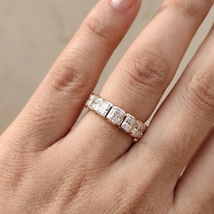 Stralend geslepen diamanten trouwring 14K geelgouden ring set Eternity band stapelbare jubileumring voor haar