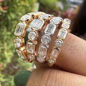 emerald round diamond band
