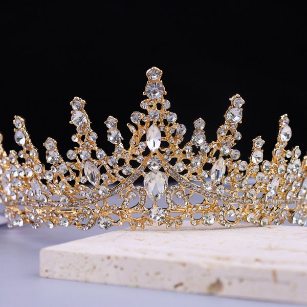 Stunning Crystal Wedding Tiara Vintage Gold Bridal Crown Stone Wedding Crown Crystal Girls Birthday Party Crown Wedding Photo Shoot