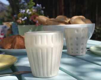 You can print these lovely picnic cups and flowerpot yourself. STL file to download.