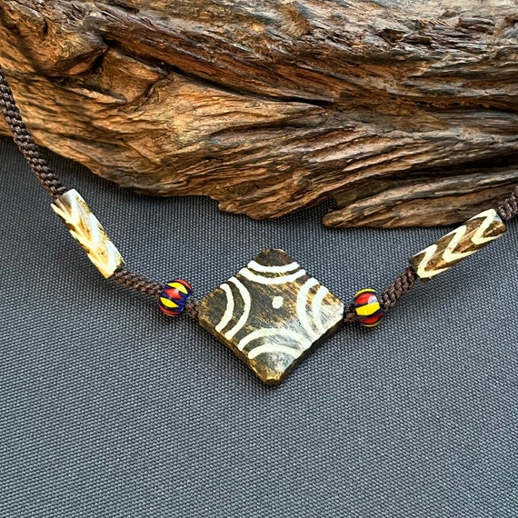 Pumtek Bead Necklace, Old Rare Fossilised Palmwood