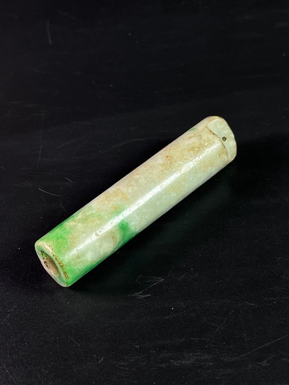 Antique jadeite drop pendant, Long bar jadeite pen