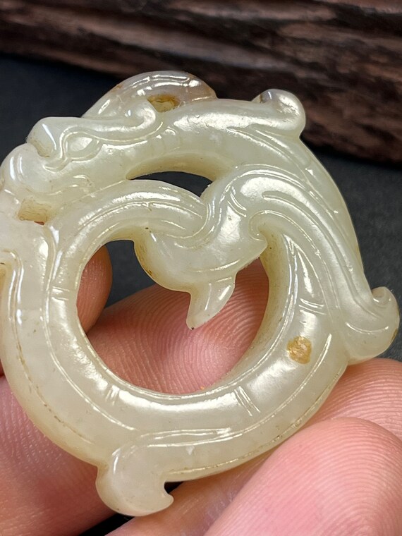 Antique white jade pendant, Dragon jade pendant, Jade… Gem