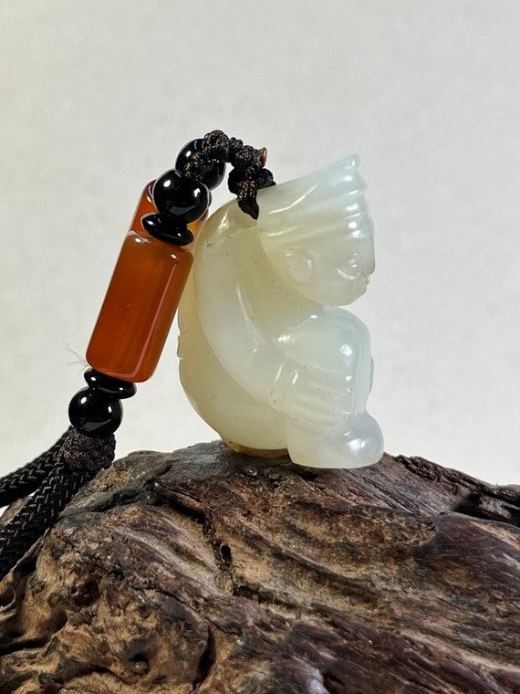 Antique Hetian white jade pendant, Human figure ja