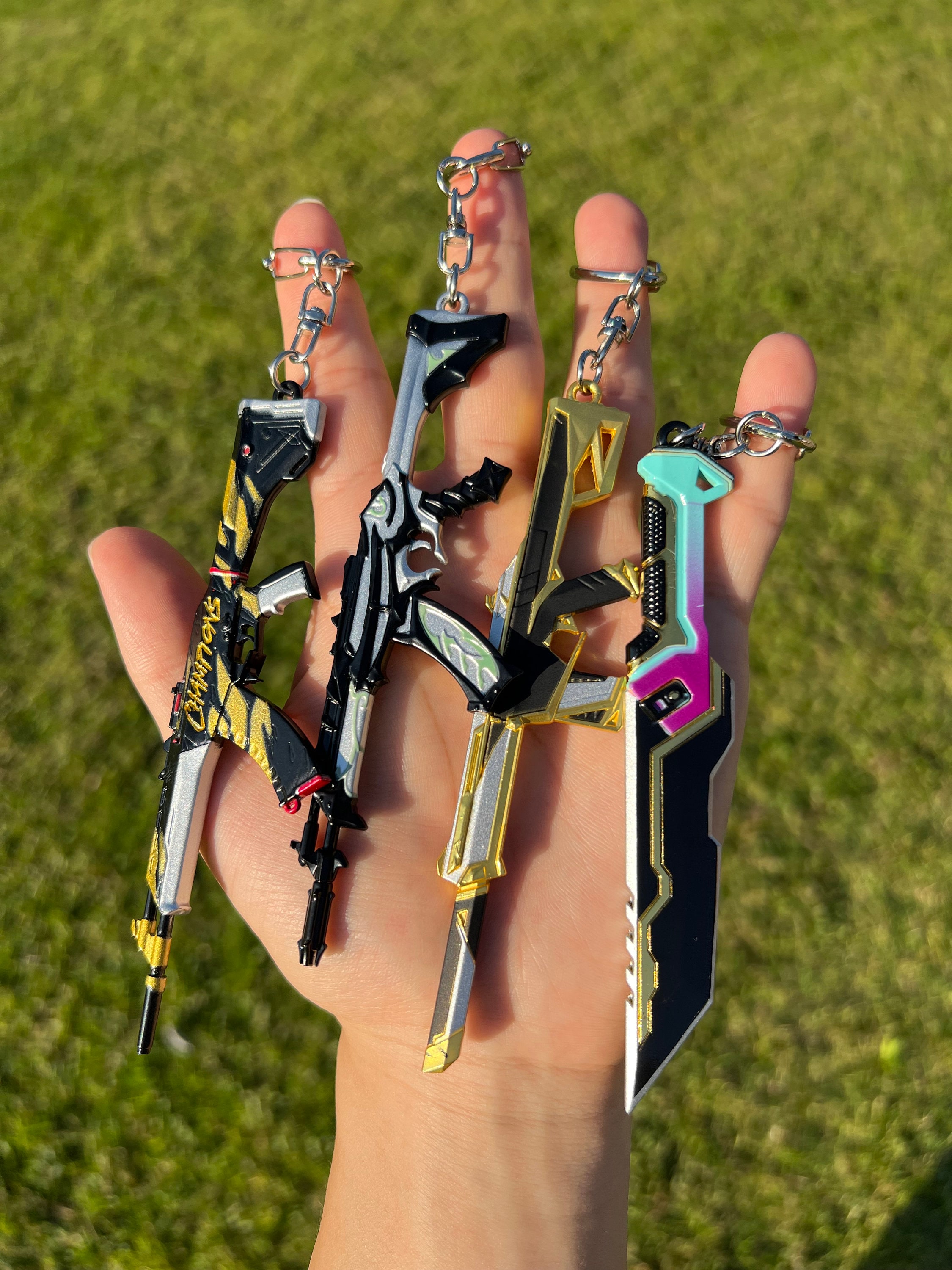 VALORANT Weapon Keychain Zinc Metal Prime Reaver Oni Glitchpop Champions Spectrum - Etsy VALORANT Weapon Keychain Zinc Metal Prime Reaver Oni Glitchpop Champions Spectrum - Etsy