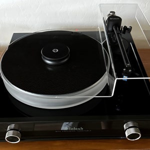 PIERRE VIVANTE ® Turntable dustcover McIntosh MT5