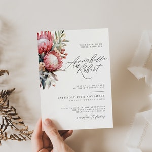 Convites de casamento florais Protea, nativos australianos, minimalista moderno, caligrafia, modelo Canva, editável, download instantâneo, PP257