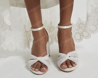 White Bow Bridal Sandals, Wedding Block Heels, Boho Wedding Shoes with Strap, Classic Bridesmaid Shoes, Ivory Wedding Heels